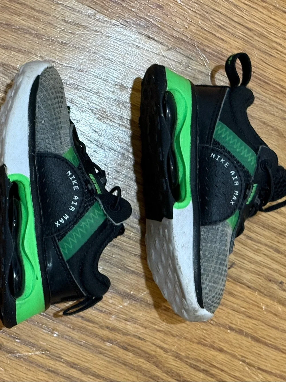 Nike Kids Air Max Sneaker - Black & Green
